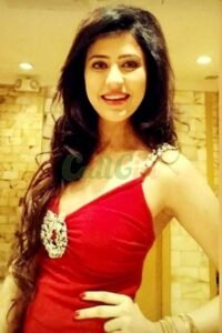 Pakistani Muslim Escort in Delhi Needs Company of Men