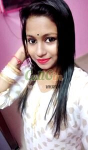 Sonam sweet high class brunette for sexy times Russian escort Worli