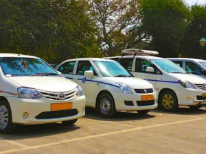 Highly Reputed Jay Ambe Tour and Taxi Service in Dehradun for Holidays