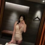 3000 Rupees Call Girl Service in Powai by Akarti Mahajan